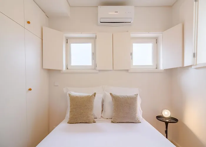 Spacious 2-bedroom Retreat In * Porto