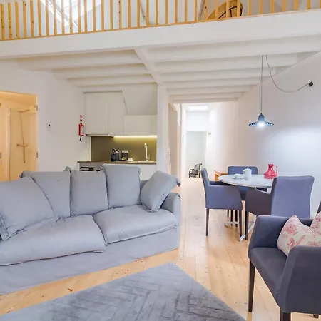 Appartement Spacious 2-bedroom Retreat In