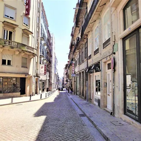 Spacious 2-bedroom Retreat In