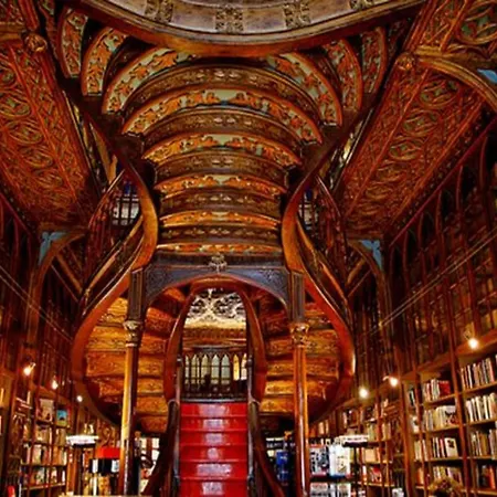 Διαμέρισμα Spacious 2-bedroom Retreat In Πόρτο