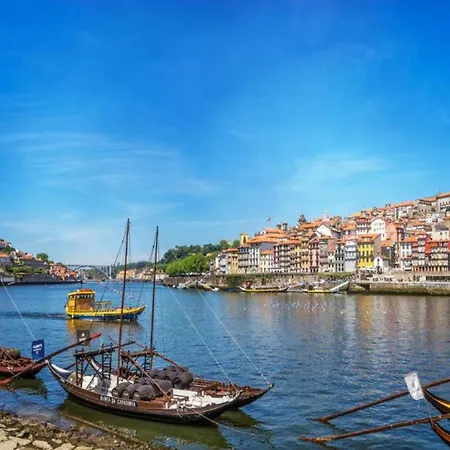 Διαμέρισμα Spacious 2-bedroom Retreat In