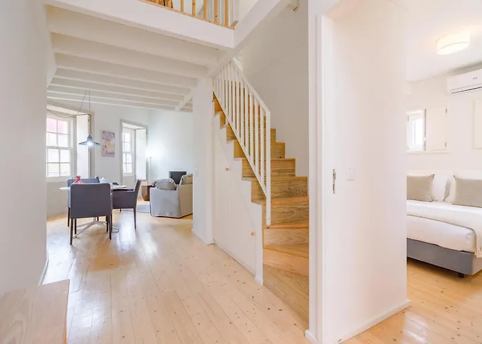 Spacious 2-bedroom Retreat In *