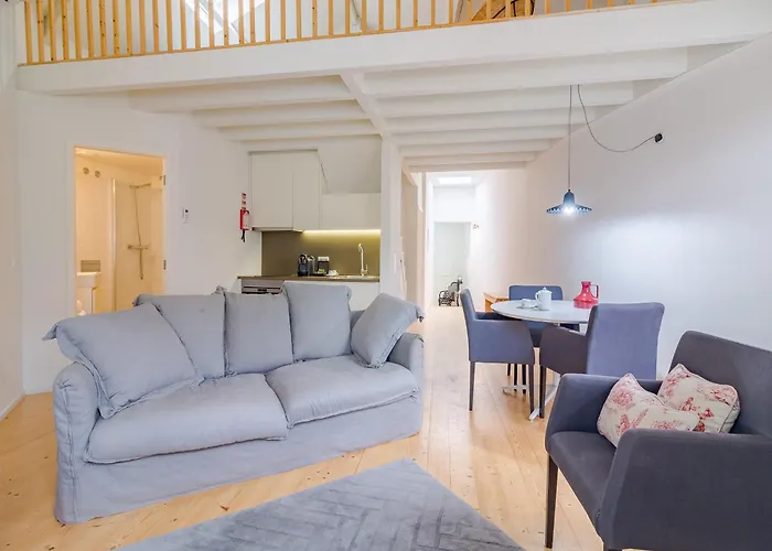 公寓 Spacious 2-bedroom Retreat In