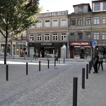 Spacious 2-bedroom Retreat In *